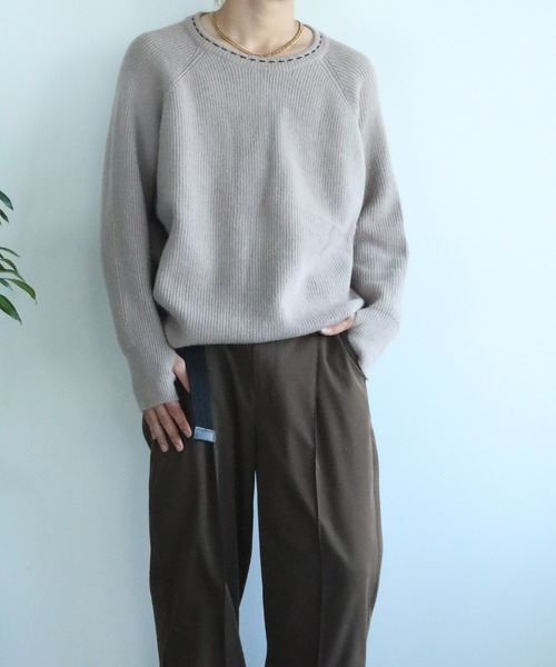 aimoha(アイモハ)の「aimoha men 刺繍ステッチワイドバルーンスリーブ セーター(ニット/セーター・メンズ・ベージュ/ブラック・XL/L/M)」の10枚目の写真