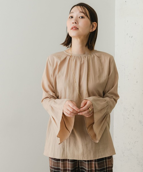 F by ROSSO（エフバイロッソ）の「F by ROSSO　ベルスリーブ2WAYブラウス（シャツ/ブラウス・レディース・オフホワイト/ブラック/ベージュ・FREE）」の17枚目の写真