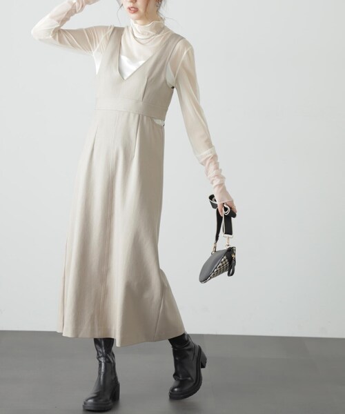 FREE'S MART（フリーズマート）の「◆カットアウトＶネックジャンパースカート（ワンピース・レディース・ブラック/ベージュ・MEDIUM/SMALL）」の19枚目の写真