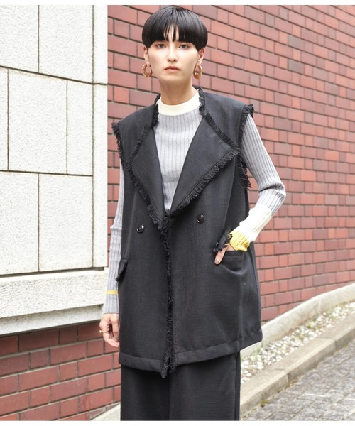 Settimissimo（セッティミッシモ）の「ツイードフリンジパイピングジレ（ベスト・レディース・ブラック/ベージュ・FREE）」の4枚目の写真