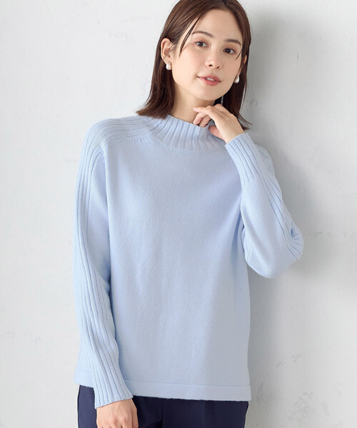 COMME CA ISM（コムサイズム）の「ハイネック カラーニット（ニット/セーター・レディース・パープル系/グリーン/ベージュ/ブラック/グレー/ブルー/サックスブルー/ホワイト/ピンク/チャコール・MEDIUM/LARGE）」の7枚目の写真