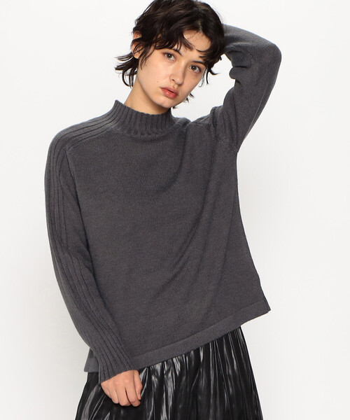 COMME CA ISM（コムサイズム）の「ハイネック カラーニット（ニット/セーター・レディース・パープル系/グリーン/ベージュ/ブラック/グレー/ブルー/サックスブルー/ホワイト/ピンク/チャコール・MEDIUM/LARGE）」の15枚目の写真