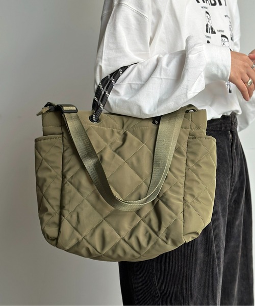CPCM（シーピーシーエム）の「キルティング2WAYビッグショルダー（ショルダーバッグ・レディース・アイボリー/ブラック/カーキ・FREE）」の17枚目の写真