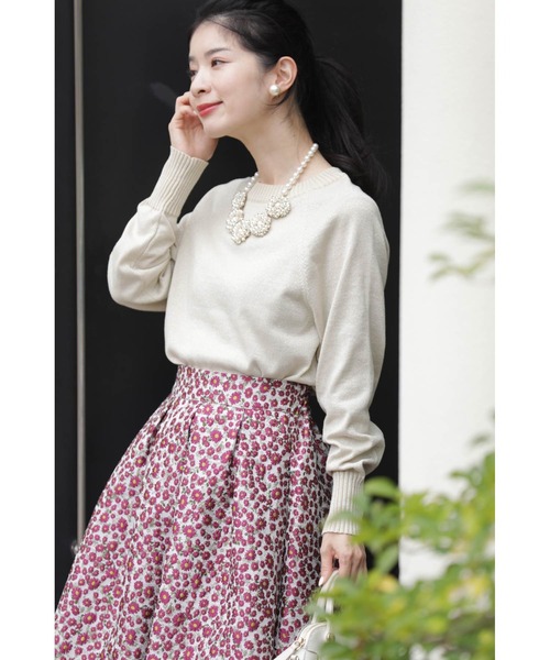 cawaii(カワイイ)の「華やぐ煌めきラメ クルーネックニット Back to BASICS(ニット/セーター・レディース・ベージュ/グレー・FREE)」の5枚目の写真
