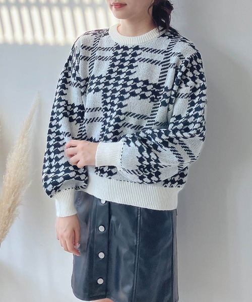 AS KNOW AS plus（アズノゥアズプラス）の「☆アソートジャカードふわニットプルオーバー（ニット/セーター・レディース・ホワイト系その他/ブラック系その他/ブラウン系その他/グリーン系その他・FREE）」の2枚目の写真