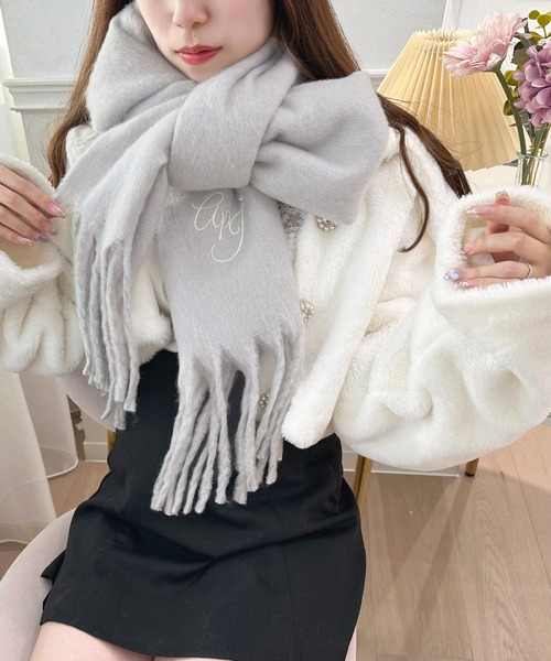 apres jour（アプレジュール）の「刺繍ボリュームマフラー【ZOZOTOWN限定アイテム】（マフラー・レディース・オフホワイト/アイボリー/ライトグレー/ブラック・FREE）」の4枚目の写真