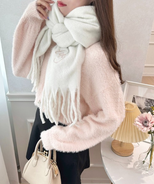 apres jour（アプレジュール）の「刺繍ボリュームマフラー【ZOZOTOWN限定アイテム】（マフラー・レディース・オフホワイト/アイボリー/ライトグレー/ブラック・FREE）」の9枚目の写真