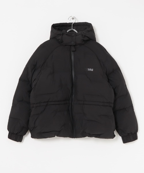 GANNI（ガニー）の「GANNI　SoftPufferShort Raglan JACKET（ダウンジャケット/コート・レディース・ブラック・36）」の8枚目の写真