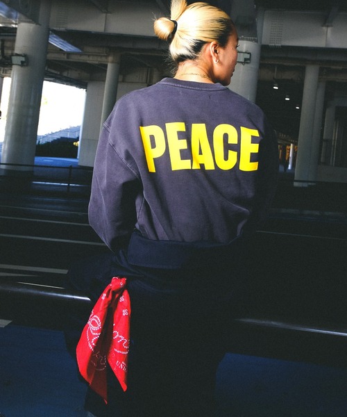 UNION(UNION TOKYO)(ユニオン)の「UNION TOKYO WHAT ABOUT CREW ユニオントーキョー スウェット(スウェット・メンズ・ブラック/ブルー系その他/マルーン・SMALL/MEDIUM/LARGE/X-LARGE/XX-LARGE)」の2枚目の写真