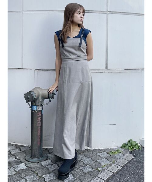 MURUA（ムルーア）の「バックオープンリブコルセットニット（ニット/セーター・レディース・ブルー/グリーン/ベージュ/ブラック/オレンジ/ホワイト・FREE）」の12枚目の写真