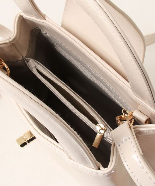Avril Messenger 2way ショルダーバッグ / ハンドバッグ Avril Messenger 2way ショルダーバッグ / ハンドバッグ