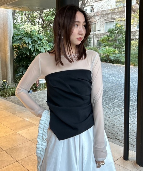 FRAY I.D(フレイアイディー)の「タックドレープビスチェ(ベスト・レディース・アイボリー/グレー/ブラック・FREE)」の3枚目の写真