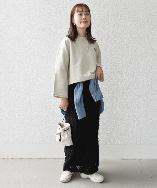 SHIPS（シップス）の「* 〈洗濯機可能〉ベア 裏毛 刺繍 ロゴ プルオーバー 24SS ◇（スウェット・レディース・チャコールグレー/ブルー/ナチュラル・ONE SIZE）」の16枚目の写真
