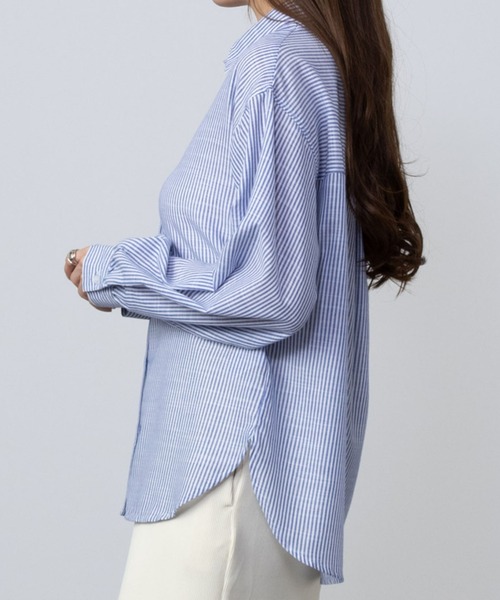 NAVY(ネイビー)の「NAVY スラブベーシック前開きセミシアーシャツ(シャツ/ブラウス・レディース・ブルー系その他/ホワイト/ホワイト×ブルー・M/L/S/XL)」の4枚目の写真