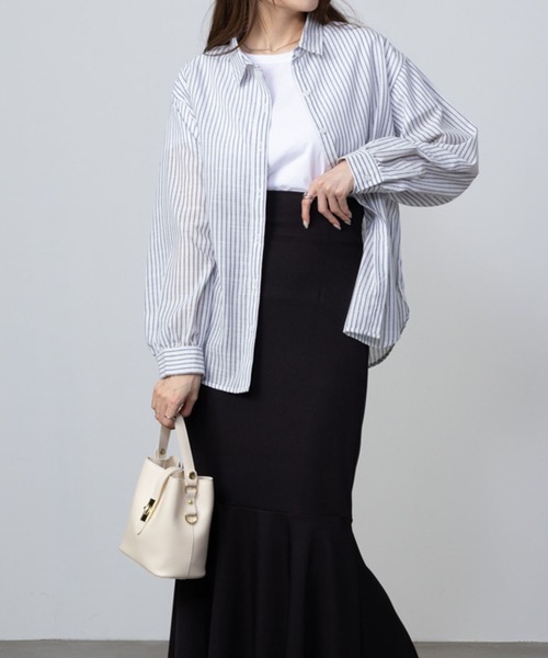 NAVY(ネイビー)の「NAVY スラブベーシック前開きセミシアーシャツ(シャツ/ブラウス・レディース・ブルー系その他/ホワイト/ホワイト×ブルー・M/L/S/XL)」の7枚目の写真