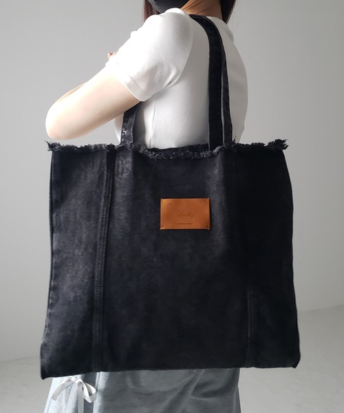 me+em select（ミームセレクト）の「※※【 ２color 】レザータグスクエアダメージデニムトートバッグ（トートバッグ・レディース・ブラック/ブルー・FREE）」の16枚目の写真