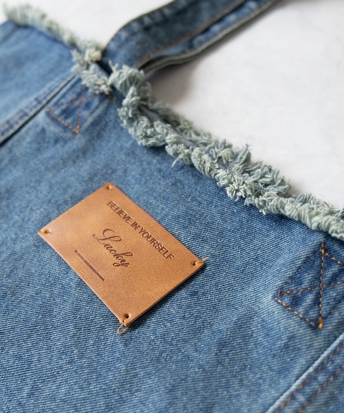 me+em select（ミームセレクト）の「※※【 ２color 】レザータグスクエアダメージデニムトートバッグ（トートバッグ・レディース・ブラック/ブルー・FREE）」の18枚目の写真