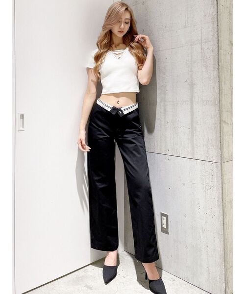 GYDA（ジェイダ）の「SIDE RIPPED GYDAラインワイドパンツ（その他パンツ・レディース・ブラック/ベージュ・MEDIUM/SMALL）」の3枚目の写真