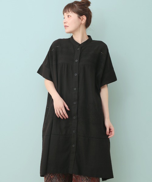 チチカカ（チチカカ）の「Rico カットワークエンブロイダリーワンピース（シャツワンピース・レディース・ブラック/パープル/ナチュラル・FREE）」の2枚目の写真