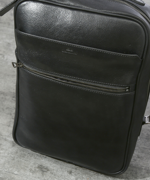 SEEKER（シーカー）の「【SEEKER別注 】3WAY スクエア レザー バッグ（バックパック/リュック・メンズ・ネイビー/ブラック・フリー）」の5枚目の写真
