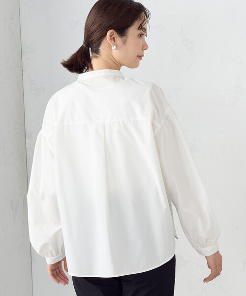 COMME CA ISM（コムサイズム）の「ボリュームスリーブ  バンドカラーシャツ（シャツ/ブラウス・レディース・サックスブルー/オフホワイト・MEDIUM/LARGE）」の6枚目の写真