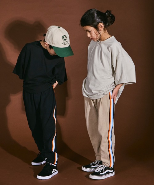 PAIRMANON STREET（ペアマノンストリート）の「【PAIRMANON STREET】サイドライン ストレッチ スキニー サルエル パンツ（スウェットパンツ・キッズ・ブラック系その他/ベージュ系その他/ブラック系その他2/ベージュ系その他2/ブラック系その他3/ベージュ系その他3/ベージュ/ブラック・100/120/80/90/130/110）」の19枚目の写真