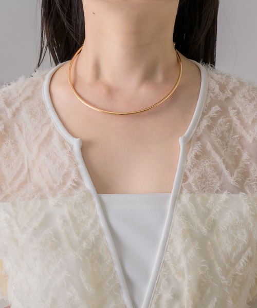 NEUNA(ヌナ)の「【入卒式等のセレモニーコーデにも!】カットドビーフリンジシアーフェザーロングワンピース(ワンピース・レディース・アイボリー/ブラック・SMALL/FREE)」の8枚目の写真