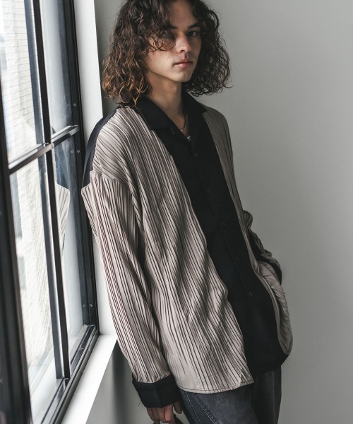 【セール】アコーディオンプリーツドレープオープンカラーサテンシャツ（シャツ/ブラウス）｜Shoowtime（ショウタイム）