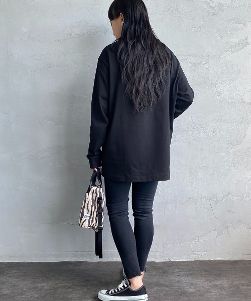 LACOSTE（ラコステ）の「[LACOSTE/ラコステ] ワンポイントロゴ ロングスリーブTシャツ（Tシャツ/カットソー・レディース・ブラック/ホワイト/アイボリー/ネイビー・2/3/4/5）」の22枚目の写真