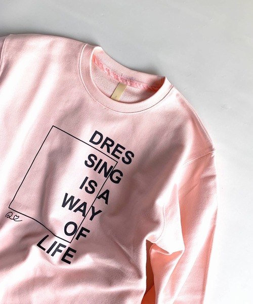 Q（キュー）の「スクエアロゴトレーナー（スウェット・レディース・オートミール/ライトグレー/ライトピンク・MEDIUM）」の8枚目の写真