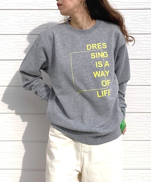 Q（キュー）の「スクエアロゴトレーナー（スウェット・レディース・オートミール/ライトグレー/ライトピンク・MEDIUM）」の10枚目の写真