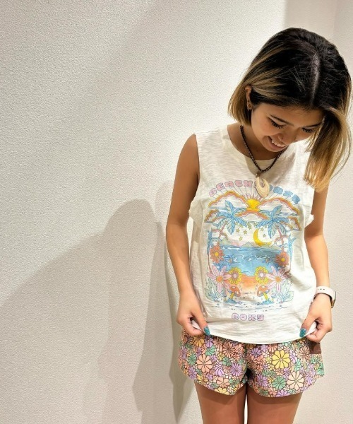 ROXY(ロキシー)の「BEACHY DAYS HLMT 2.0/ロキシーヴィンテージライクマッスルタンクトップ(Tシャツ/カットソー・レディース・ブラック/グレー・SMALL/MEDIUM/X-SMALL)」の19枚目の写真