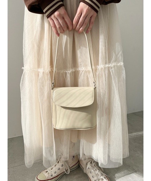 PHILLY(フィリー)の「【PHILLY】2WAYフラップショルダー(ショルダーバッグ・レディース・アイボリー/ブラック/レッド・FREE)」の1枚目の写真