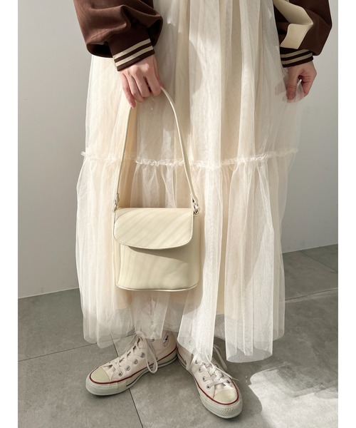 PHILLY(フィリー)の「【PHILLY】2WAYフラップショルダー(ショルダーバッグ・レディース・アイボリー/ブラック/レッド・FREE)」の10枚目の写真