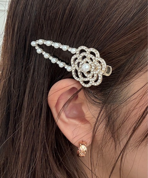 apres jour(アプレジュール)の「【apres jour×ARIAZ】パールフラワーヘアピン2SET(バレッタ/ヘアクリップ・レディース・ホワイト・FREE)」の2枚目の写真