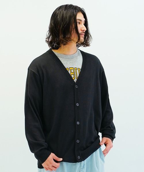 En serio TOKYO(エンソリオトーキョー)の「セミルーズシルエットベーシックVネックカーディガン(カーディガン/ボレロ・メンズ・グリーン/ベージュ/ネイビー/チャコールグレー/ブラック/グレー/レッド/ブルー・MEDIUM/LARGE/X-LARGE)」の22枚目の写真