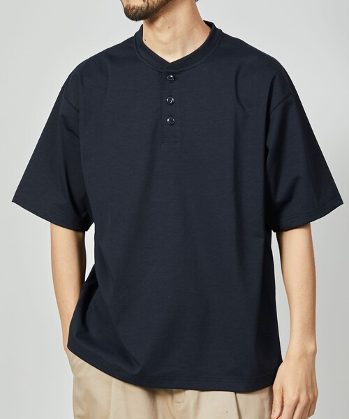 FREAK'S STORE（フリークスストア）の「【旧品番の為展開NG】FREAK’S STORE/フリークスストア AIRDRY 7.7オンス ビックシルエット ヘンリーネック Tシャツ/エアドライ/吸水速乾（Tシャツ/カットソー・メンズ・ホワイト/ブラック/グレイッシュベージュ/チャコール・SMALL/MEDIUM/LARGE）」の8枚目の写真