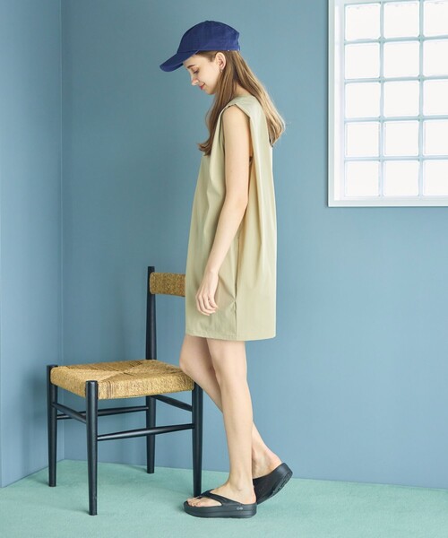 FREAK'S STORE(フリークスストア)の「限定展開 ノースリーブ サロペット ラッシュ (水陸両用)(水着・レディース・ブラック/チャコール/マスタード/ネイビー/ベージュ・フリ-)」の6枚目の写真