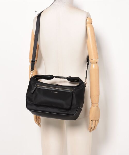 ショルダーバッグ　Sサイズ LA BAGAGERIE（ラバガジェリー）の「ループ2WAYショルダーバッグ