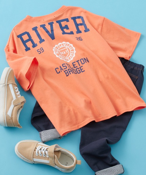 SHISKY（シスキー）の「SHISKY / シスキー カレッジロゴ フロント/バックプリント オーバーサイズ 半袖Tシャツ キッズ（Tシャツ/カットソー・キッズ・ネイビー/ベージュ系/グリーン系/ホワイト系1/ホワイト系2/グレー系/グレー系2/オフホワイト/サックスブルー/オレンジ/ミント/杢グレー/チャコール/ホワイト系/ダークグリーン/ベージュ・140/130/120/160/150/110）」の16枚目の写真