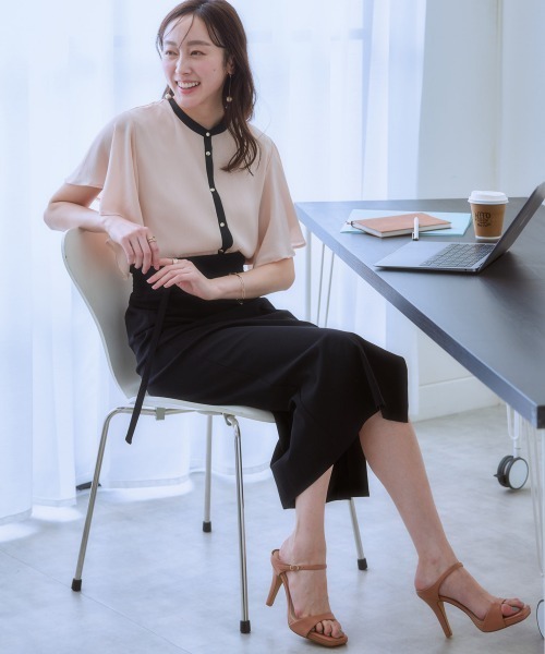 7days Life Styling（セブンデイズライフスタイリング）の「ストレッチベルト付きナロースカート（接触冷感）（スカート・レディース・グレー/ブラック/ベージュ・S/M/L/LL）」の13枚目の写真