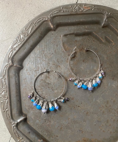 GAS BIJOUX(ガスビジュー)の「「GAS BIJOUX/ガスビジュー」ピアス Bibi / Doubule / Tgm / A(ピアス(両耳用)・レディース・シルバー×ブルー・ONE SIZE)」の4枚目の写真