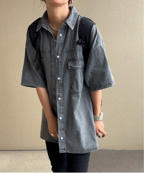 feepur by saya(フェピュールバイサヤ)の「ハーフスリーブデニムシャツ(シャツ/ブラウス・レディース・グレー/ブルー/アイボリー・MEDIUM)」の17枚目の写真