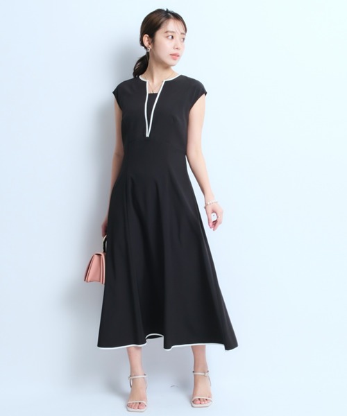 極美品★ジャスグリッティー ディープVネックナローワンピース バイカラー ロング 極美品☆ジャスグリッティー ディープVネックナローワンピース