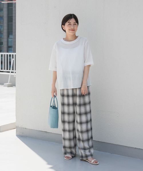 URBAN RESEARCH DOORS（アーバンリサーチドアーズ）の「リネンコットンバックリボンブラウス（シャツ/ブラウス・レディース・ブラック/オフホワイト/グリーン・MEDIUM）」の21枚目の写真