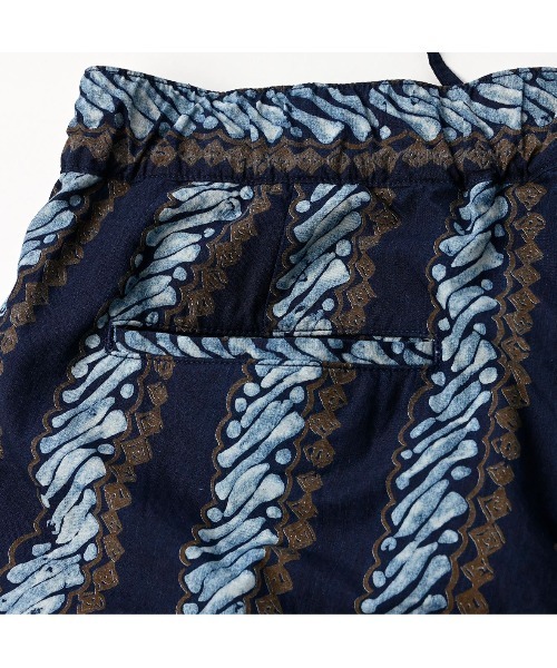 45R（フォーティファイブアール）の「バティックプリントのイージースラックス（インディゴ）（スラックス・レディース・インディゴブルー・MEDIUM/LARGE）」の14枚目の写真