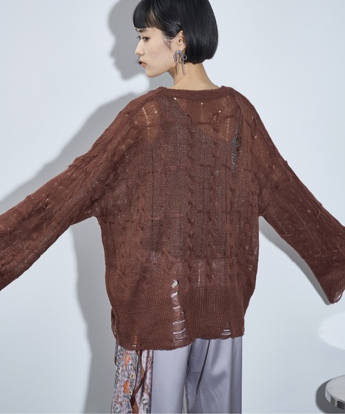 THE YOn（ザヨン）の「ダメージシアーケーブルニットプルオーバー