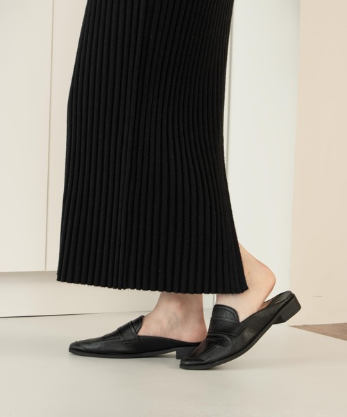 hinari（ヒナリ）の「Iラインシルエットニットスカート（スカート・レディース・チャコールグレー/ブラック/アイボリー・SMALL/X-SMALL/FREE）」の15枚目の写真