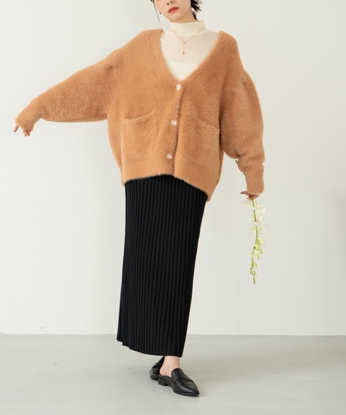 hinari（ヒナリ）の「Iラインシルエットニットスカート（スカート・レディース・チャコールグレー/ブラック/アイボリー・SMALL/X-SMALL/FREE）」の5枚目の写真