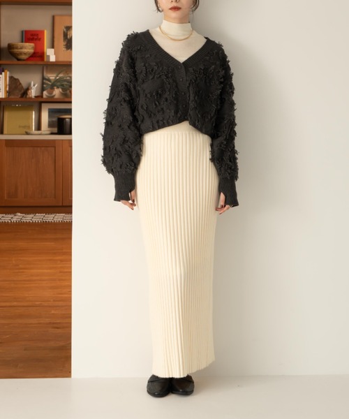 hinari（ヒナリ）の「Iラインシルエットニットスカート（スカート・レディース・チャコールグレー/ブラック/アイボリー・SMALL/X-SMALL/FREE）」の16枚目の写真